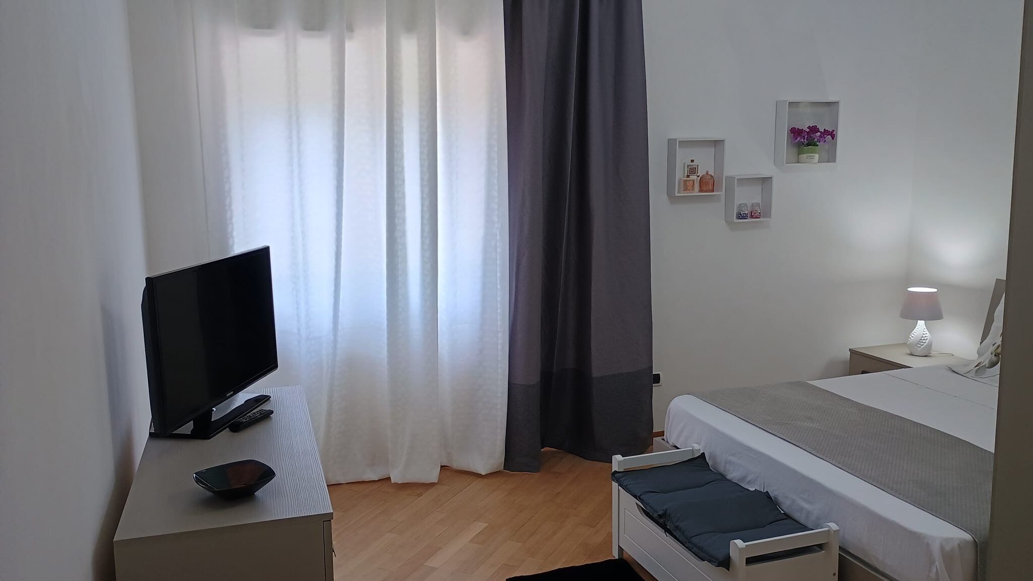 1 bedroom, WiFi, bed sheets