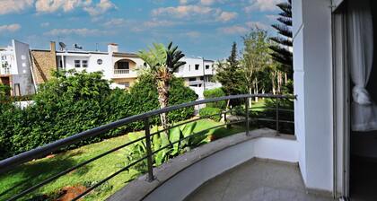 The Quiet Corner Hay Riad_Elegant 3BR & Parking