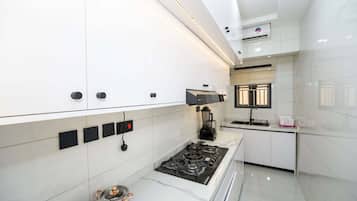 Appartamento familiare, balcone, vista città | Cucina privata