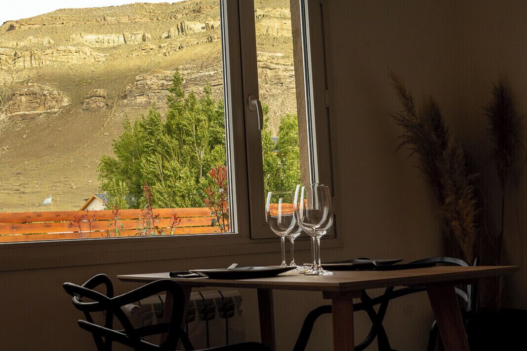Deluxe Apartment, Mountain View | Dining
