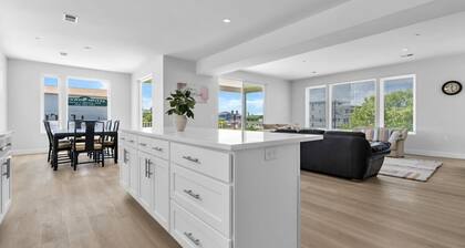 3BR Ocean View Luxury Penthouse in Seaside Heights