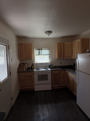 Private kitchen - 1Bedroom 1Bath Unit - no shared walls. (Laramie)