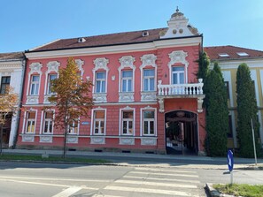 Exterior - Korona Guesthouse (Miercurea Ciuc)