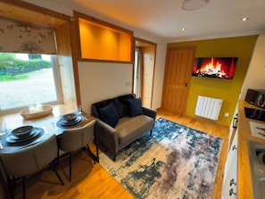 Living area - Bothan Beag (South Uist)