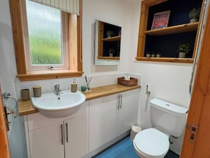Bathroom - Bothan Beag (South Uist)