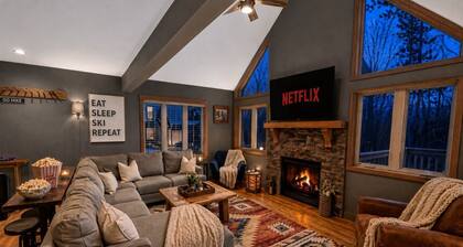 Ellicottville Chalet w Game Room + Firepit, 5min to Holiday Valley and Village