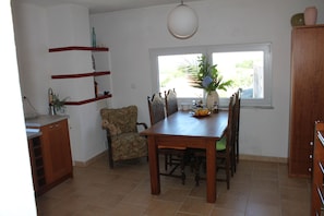Unclassified image, 4 of 9, button - Vrbo Property (Castelo Branco)