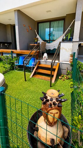 Jardim Privativo -4' Praia- Petfriendly 