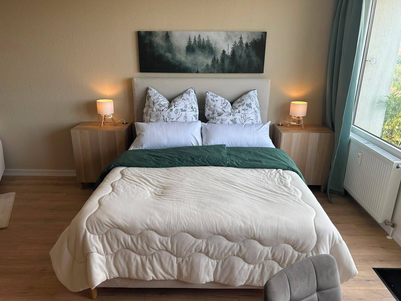 WiFi (free), bed sheets