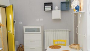 Dining - Holiday Home 'Vacanza Le Dune- Sole' with Private Terrace and Air Conditioning (Maruggio)