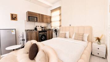 Apartemen Junior, balkon, pemandangan kota | Wi-Fi gratis