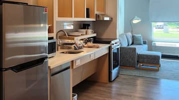 Suite, 1 Bedroom | Dapur peribadi