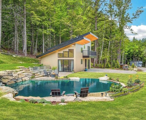 Beaver Pond Compound- 3 Homes On 1 Property! Ski, Golf, Hike-10 mins to Stratton