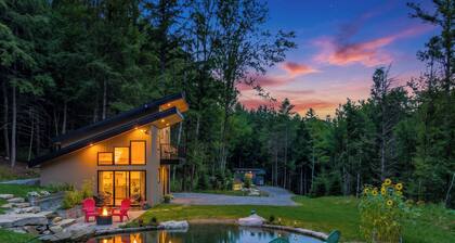 Beaver Pond Compound- 3 Homes On 1 Property! Ski, Golf, Hike-10 mins to Stratton