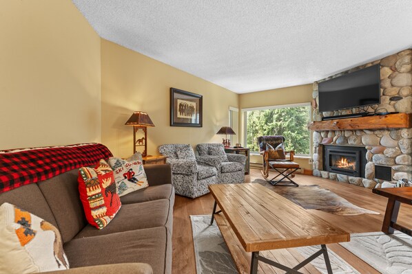 Living area - 2BR Breckenridge Retreat | River Views, Pool & Hot Tubs Near Ski Lift (Breckenridge)