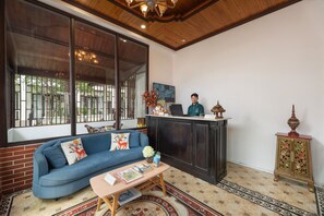 Unclassified image, 4 of 44, button - La Palm Luang Prabang (Luang Prabang)