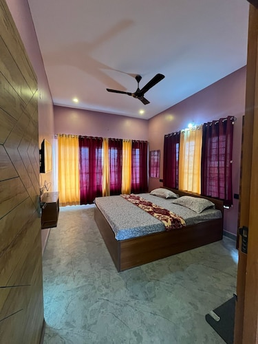 Joe Homestay
