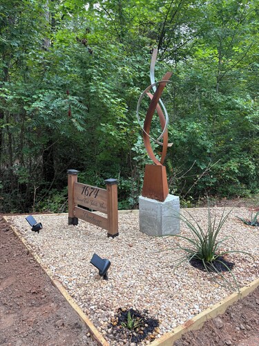Cozy 1-bedroom cabin in adorable Sweetheart in the Woods of Juliette GA with AC