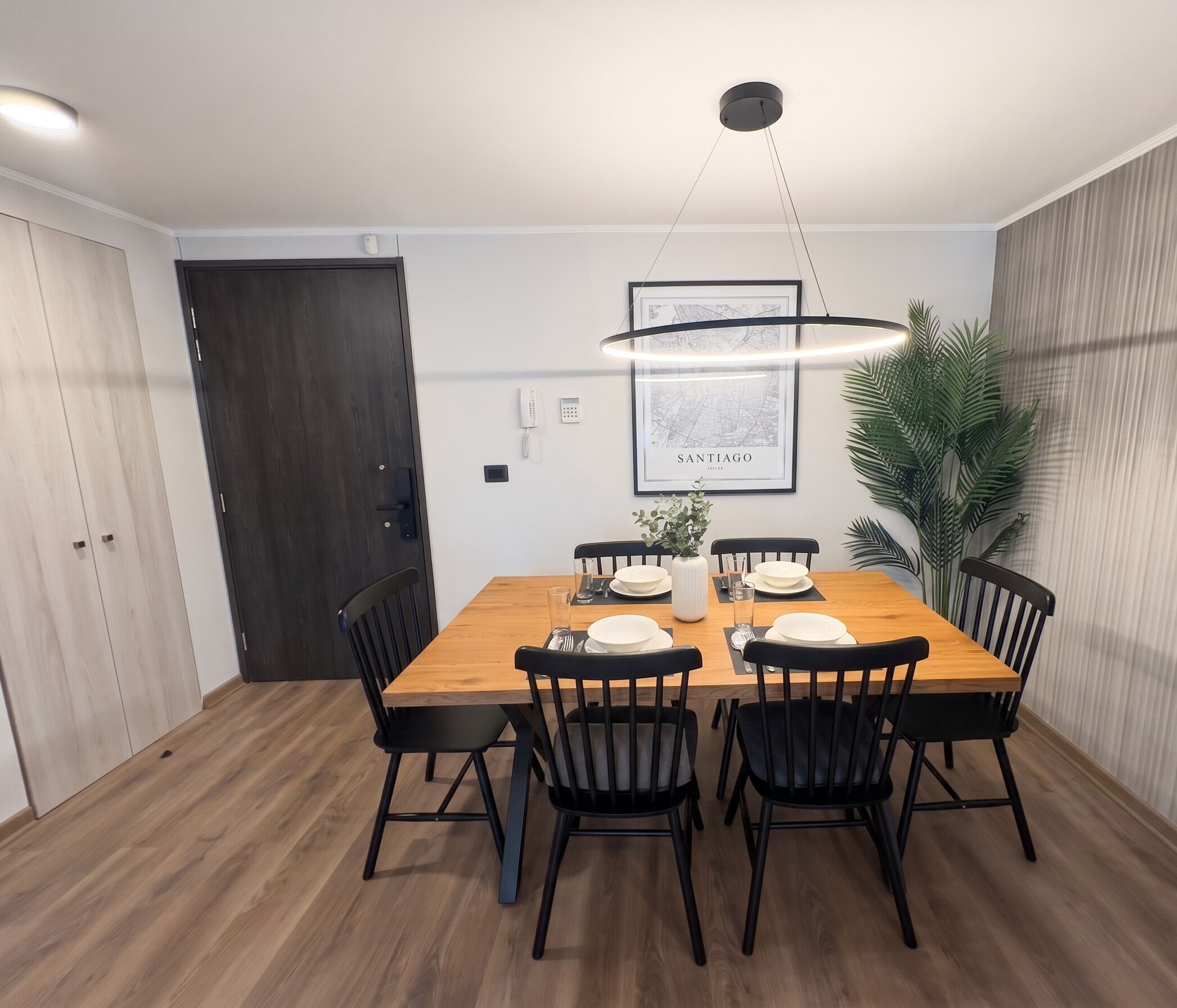 Standard Apartment, 2 Bedrooms, Air conditioning | Dining
