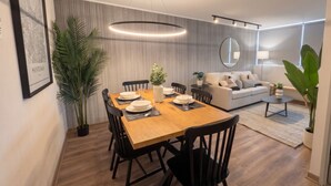 Apartament estàndard, 2 dormitoris, aire condicionat | Servei de restauració