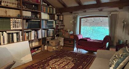 Les Sources du Salève, a peaceful bed-and-breakfast in Neydens, between Annecy and Geneva
