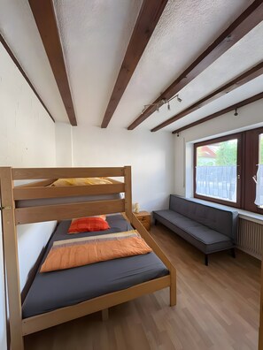 WiFi, bed sheets - Apartment 'Unten Bauernhof Mühle' with Pool, Terrace & Wi-Fi (Brigachtal)