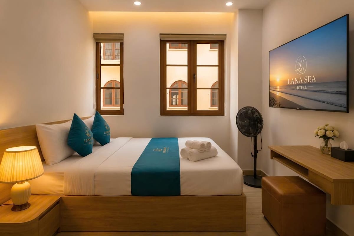 Blackout curtains, iron/ironing board, free WiFi