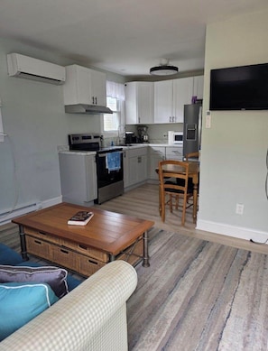 Interior - Charming 1-bedroom apartment with AC in Brigantine (Brigantine)