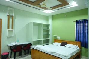 Unclassified image, 4 of 19, button - SK Lodge (Guntakal)