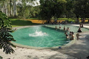 Pool - Sítio Pé na Terra Retiros e Hospedagens (Novo Hamburgo)