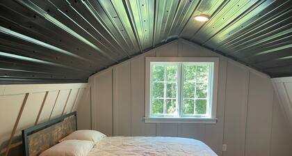 Tranquility Cabin
Glamping done right!