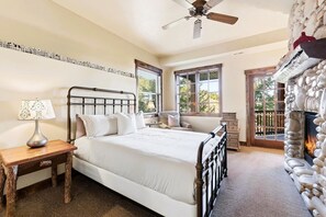 Room - Luxury Park City Mountain Top Home (Park City)