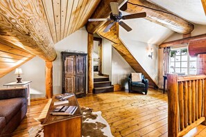 Living area - Luxury Park City Mountain Top Home (Park City)