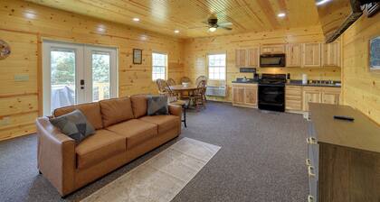 Claytor Lake Studio w/ Dock Access & Hiking Nearby