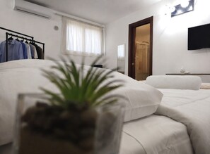 Room - A charming apartment right in the heart of Palermo, equipped with all the amenities. (Palermo)