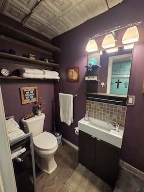 Unclassified image, 5 of 22, button - Beautiful 2-bedroom Villa w/garage on Main St. in Van Buren's historic district (Van Buren)