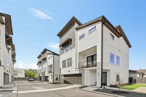 Uklassifisert bilde, 2 av 22, knapp