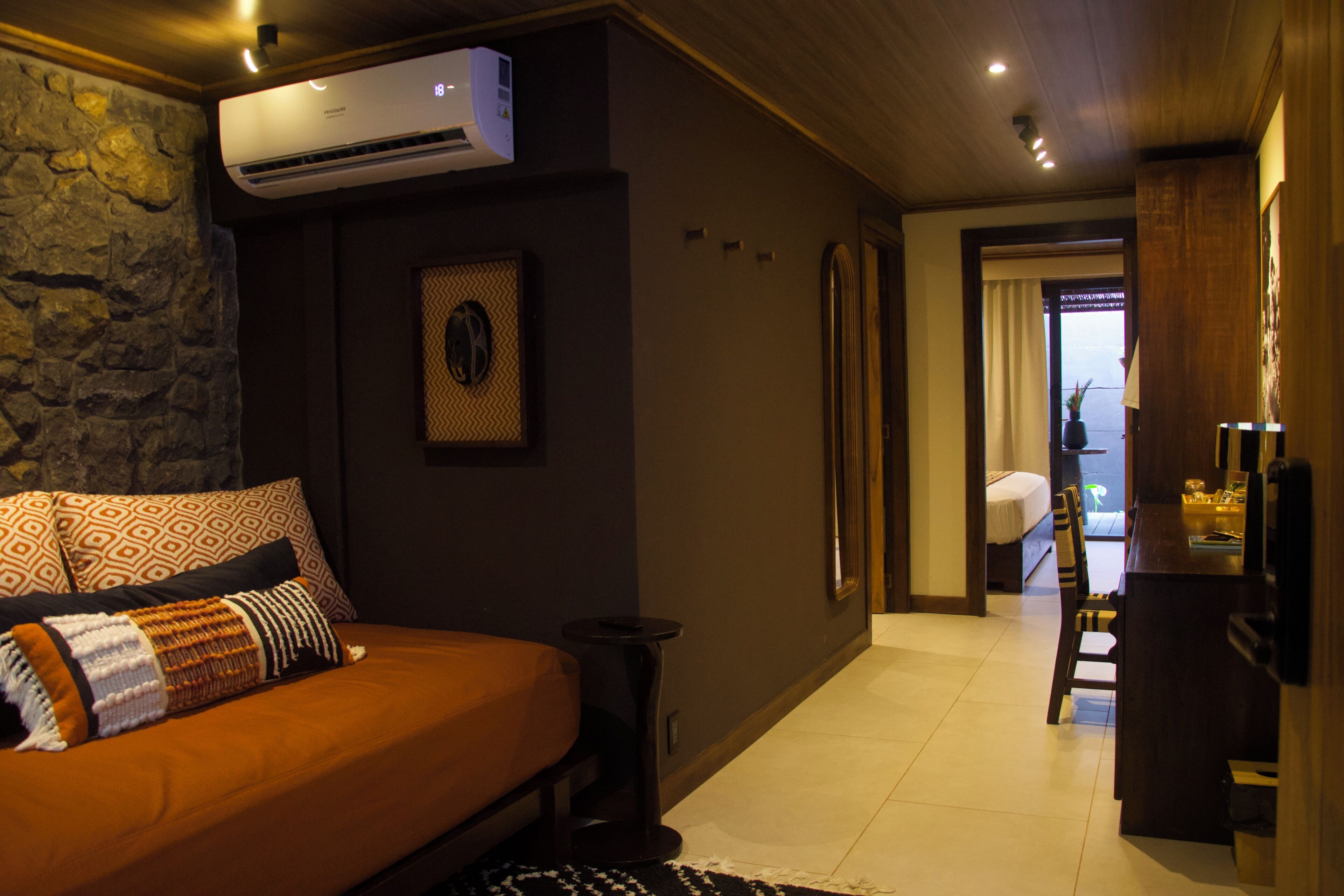 Wifi gratis y ropa de cama 