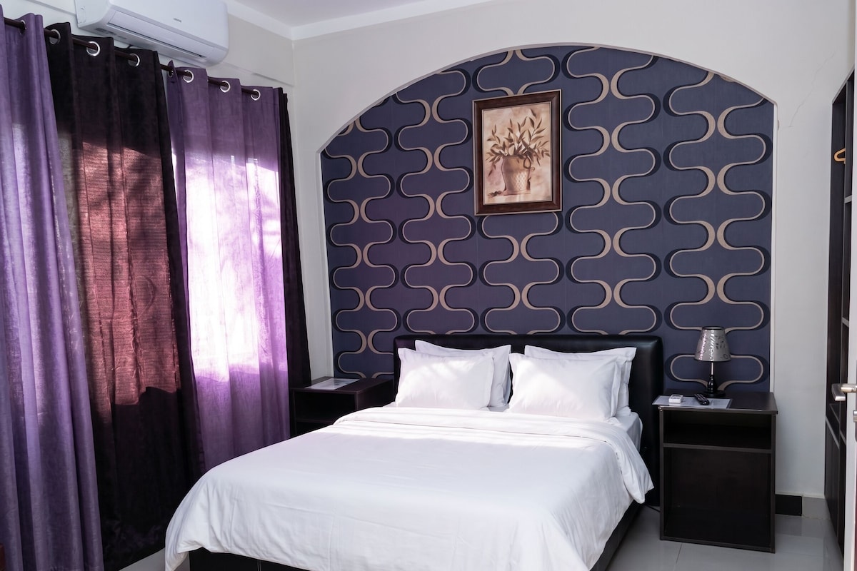 Double Room, Air conditioning | WiFi (free), bed sheets