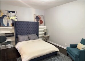 2 bedrooms, iron/ironing board, WiFi (free), bed sheets
