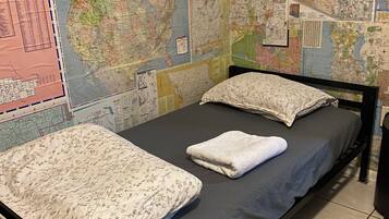 Junior Shared Dormitory, Mixed Dorm
