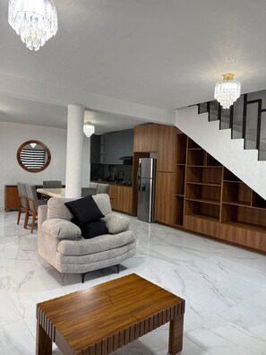 Living area - Residencia Casa Tlaquepaque  (San Pedro Tlaquepaque)