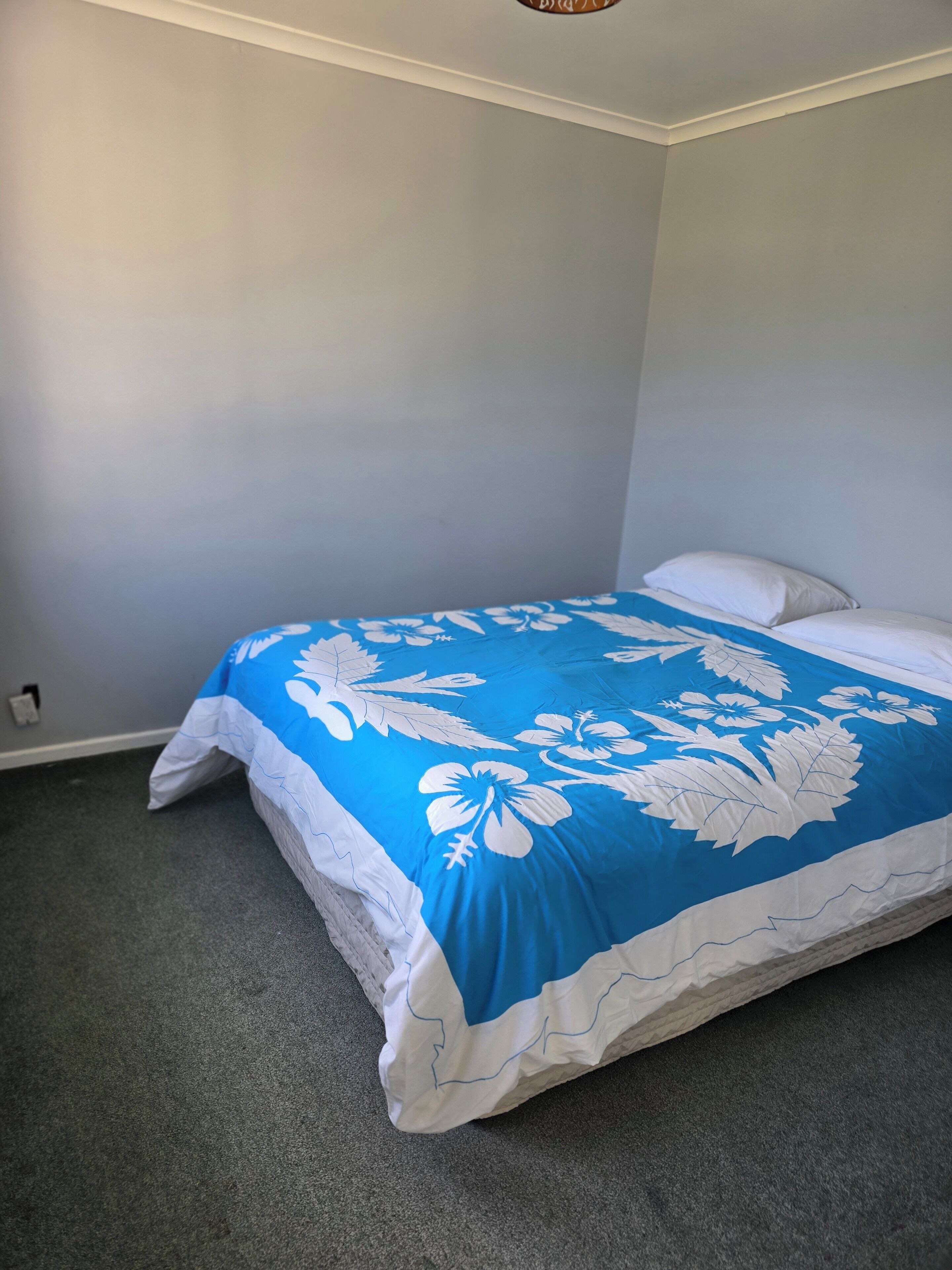Accès Internet, draps fournis