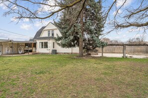 Unclassified image, 2 of 22, button - Fabulous 5-bedroom farmhouse in charming Downtown Nampa (Nampa)