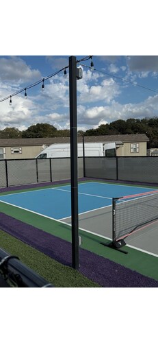 Solitaire   cozy, private,safe  Casino Retreat & Pickleball court 
Near Winstar