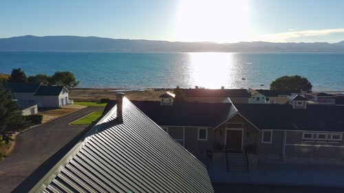 Eastshore Rustic Cabin