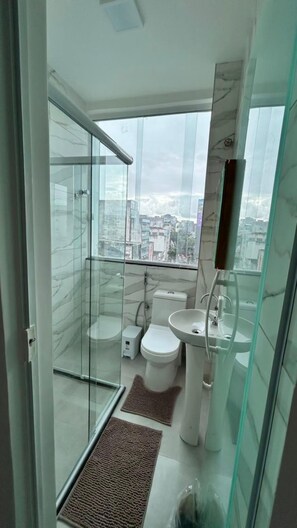 Bathroom - You can enjoy a 94m square apartment, (Salvador)