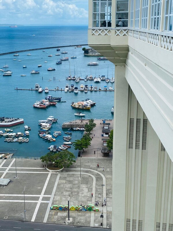 Marina - You can enjoy a 94m square apartment, (Salvador)