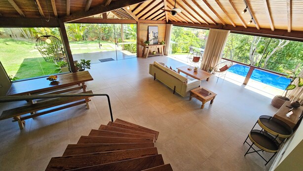 Casa com piscina e jardim em Joao F. | ภายใน