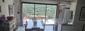 Dining - Charming home with breathtaking views (Taglio-Isolaccio)
